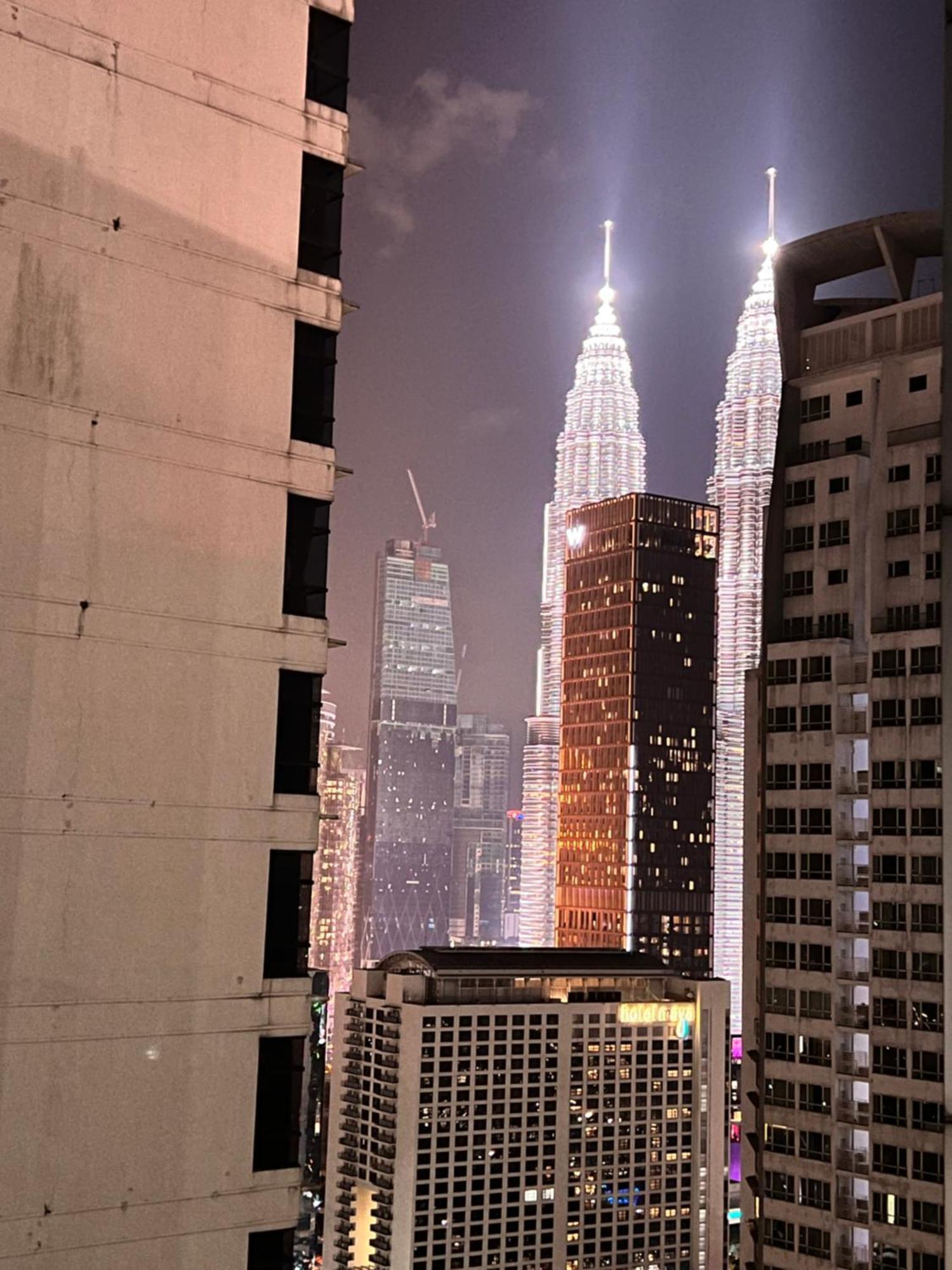 Mercu Summer Suites Klcc By Sweet Home Kuala Lumpur Zewnętrze zdjęcie