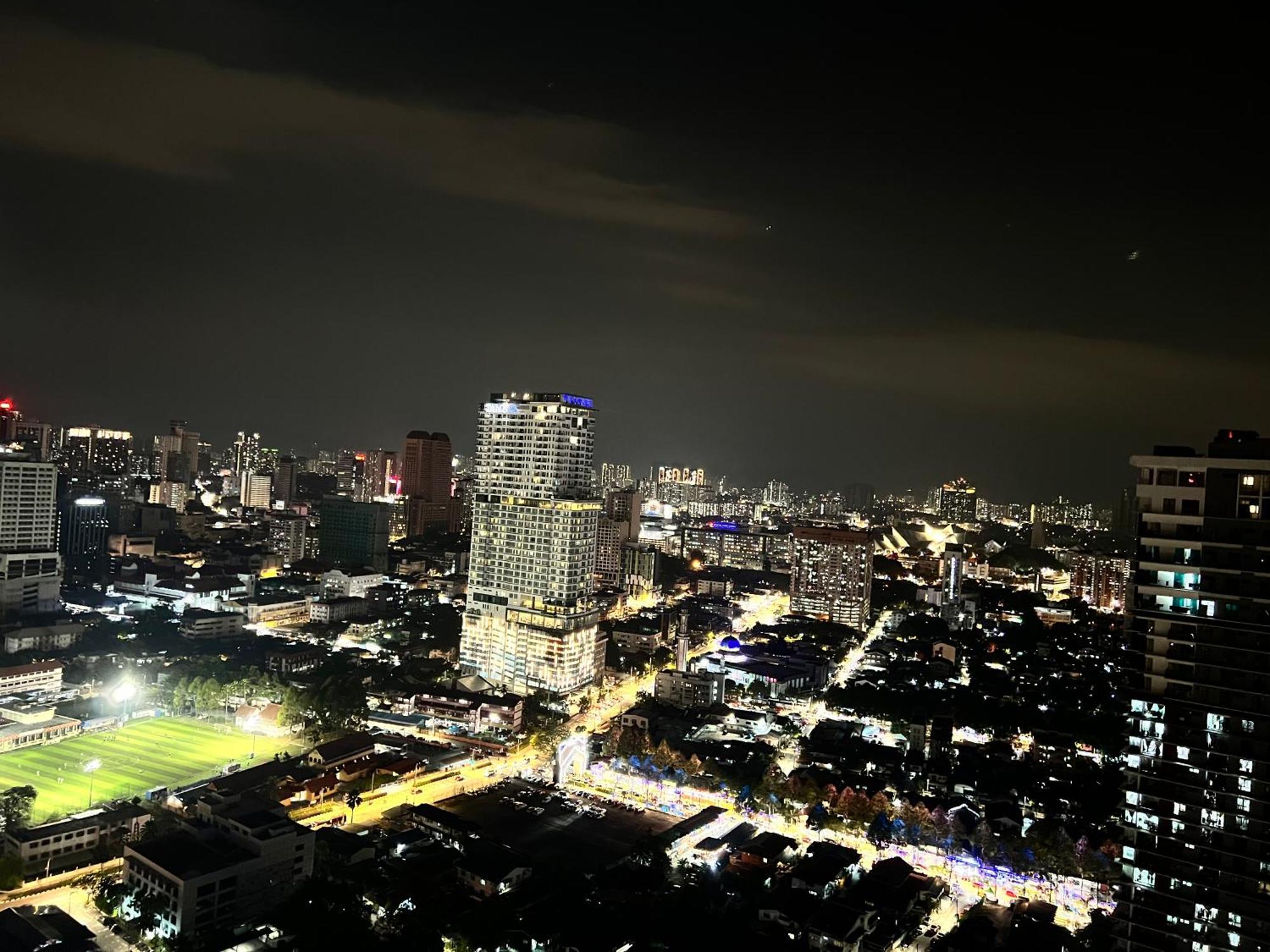 Mercu Summer Suites Klcc By Sweet Home Kuala Lumpur Zewnętrze zdjęcie